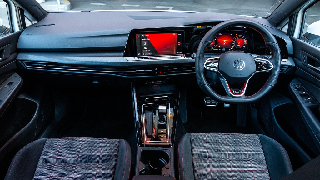 Volkswagen Golf GTI DSG 221 kW